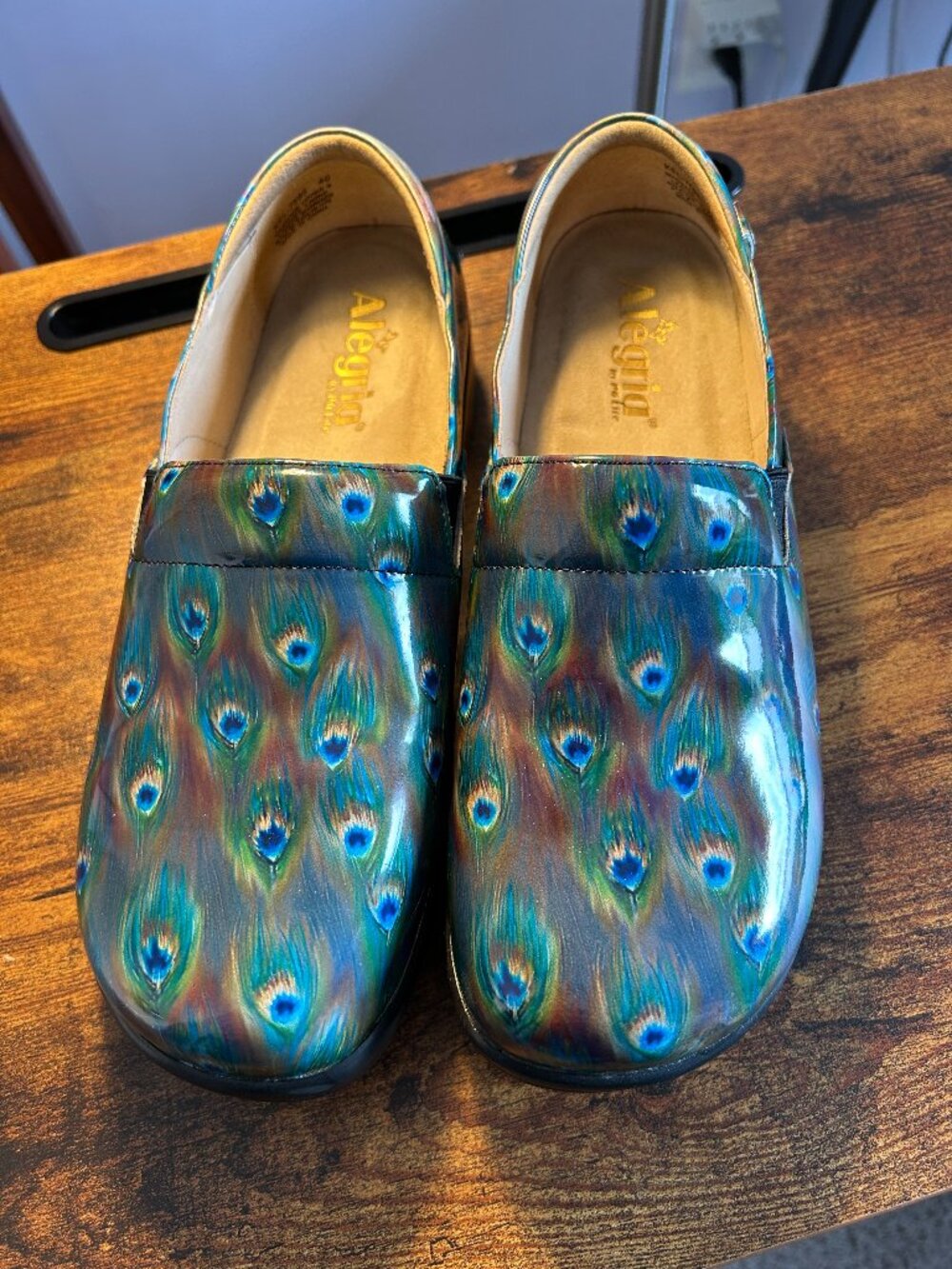 Alegria Peacock Print Slip On Clog Size EU40